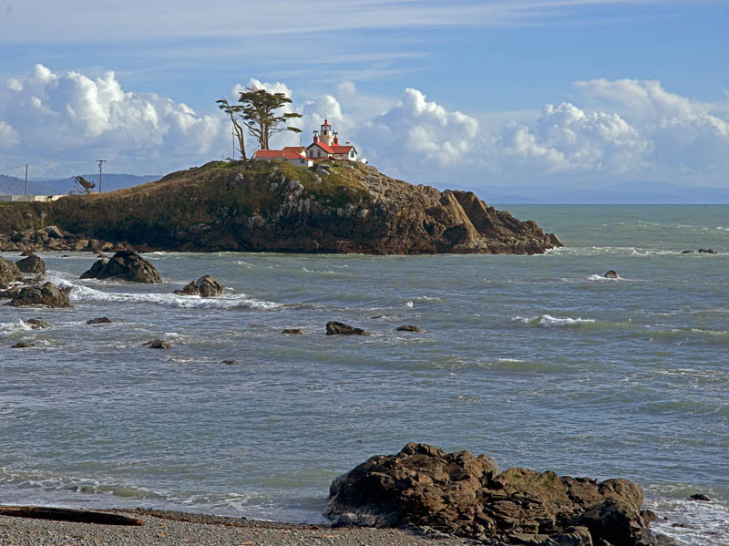 photo Battery Point Lighthouse from our deck